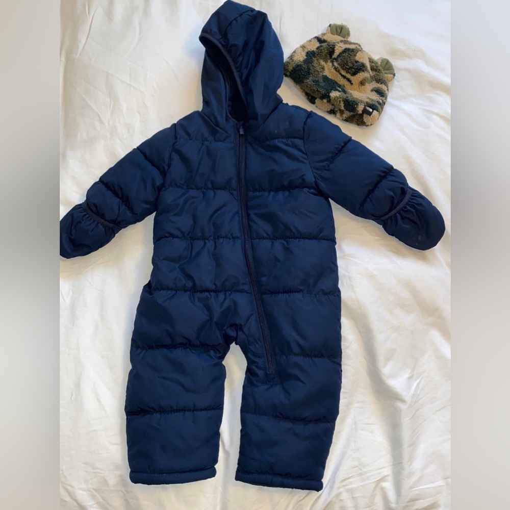 Infant snowsuit & beanie